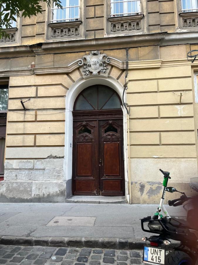 Close To Everything Budapest Esterno foto
